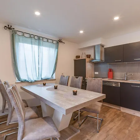 Vakantiehuis In Near Spieljoch Lift, Cleaning Included *